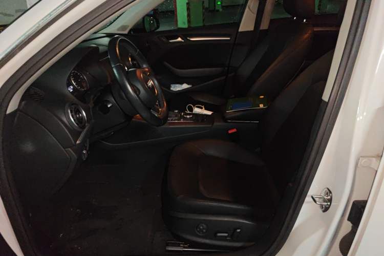 Used Audi A3 2014 Sportback 35 TFSI Automatic Style Edition Left Front Seat