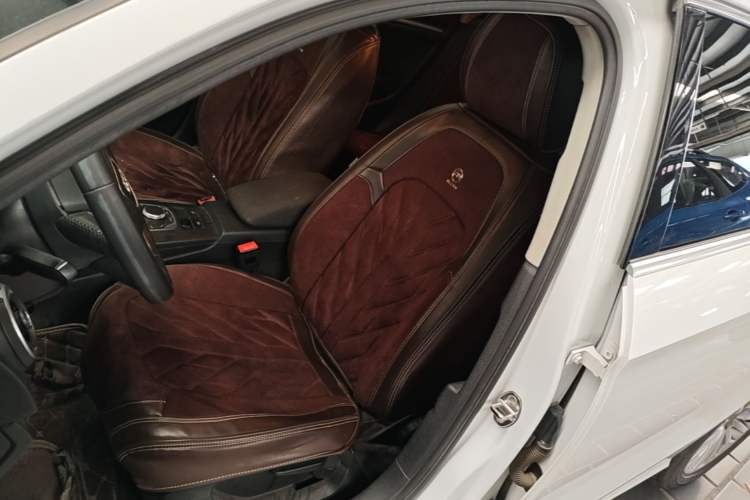 Used Audi A3 2014 Limousine 35 TFSI Automatic Advanced Model Left Front Seat