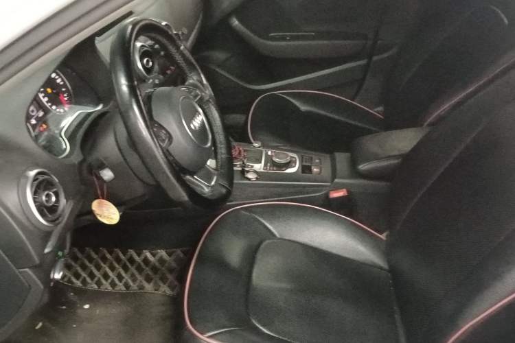 Used Audi A3 2014 Limousine 35 TFSI Automatic Fashion Model Left Front Seat