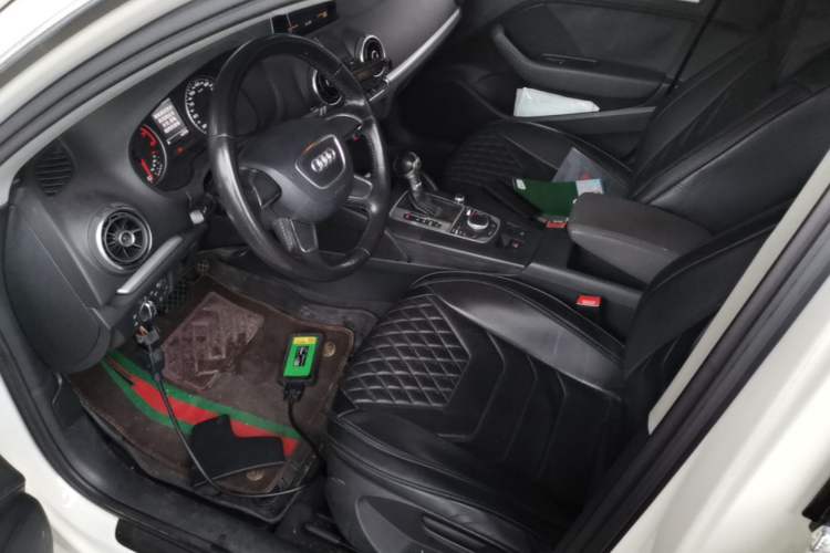 Used Audi A3 2014 Sportback 35 TFSI Automatic Ambition Edition Left Front Seat
