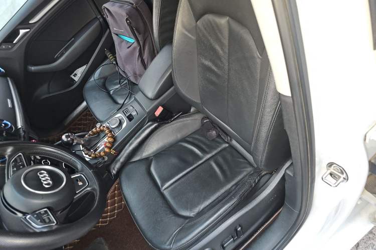 Used Audi A3 2014 Limousine 35 TFSI Automatic Comfort Model Left Front Seat