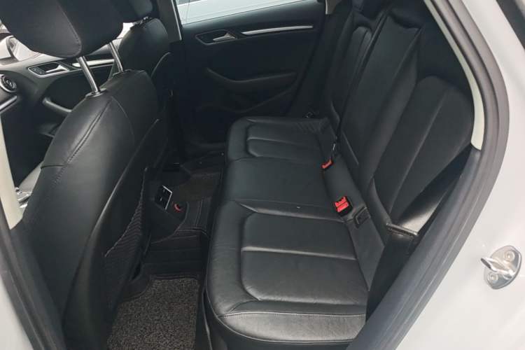 Used Audi A3 2014 Sportback 35 TFSI Automatic Comfort Model Left Rear Seat