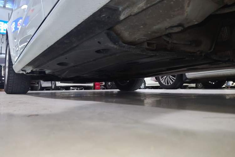 Used Audi A3 2014 Sportback 35 TFSI Automatic Ambition Edition Left Side Sill