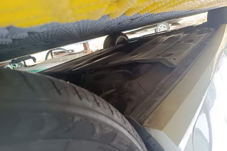 Used Audi A3 2014 Limousine 40 TFSI S line Comfort Model Left Side Sill