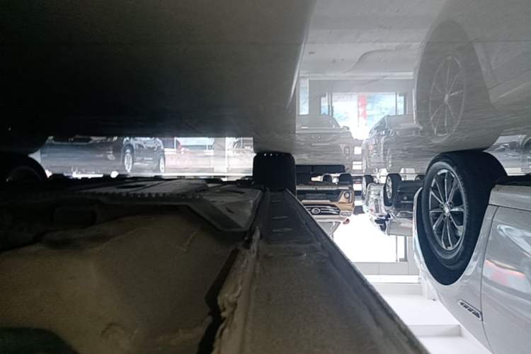 Used Audi A3 2014 Limousine 35 TFSI Automatic Comfort Model Left Side Sill