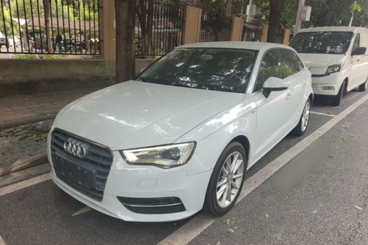 Ojetý Audi A3 2014 Sportback 35 TFSI Automatic Ambition Edition Guazi used car, China used car export, Used car for sale, Used  cars, Cheapest cars for sale