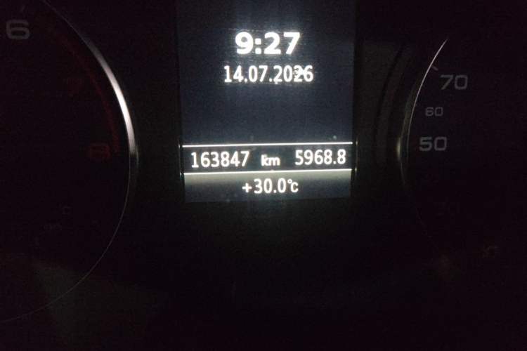 Used Audi A3 2014 Limousine 35 TFSI Automatic Luxury Model Odometer Close Up