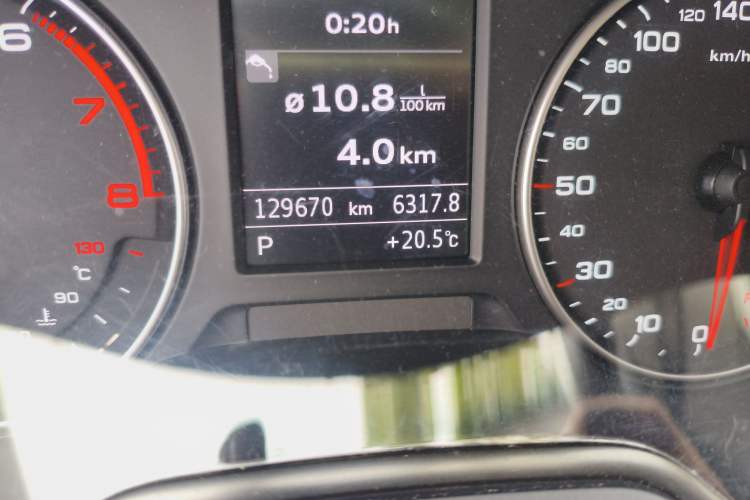 Used Audi A3 2014 Sportback 35 TFSI Automatic Comfort Model Odometer Close Up