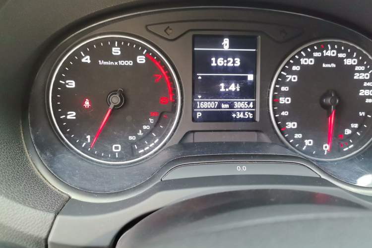 Used Audi A3 2014 Sportback 35 TFSI Automatic Ambition Edition Odometer Close Up
