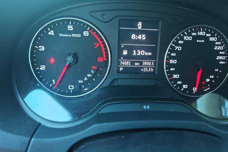 Used Audi A3 2014 Sportback 35 TFSI Automatic Comfort Model Odometer Close Up