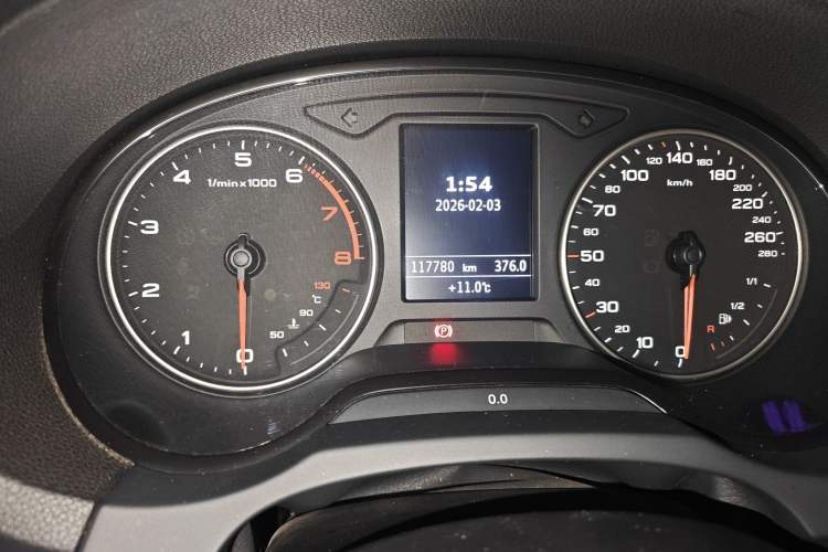 Used Audi A3 2014 Limousine 35 TFSI Automatic Advanced Model Odometer Close Up