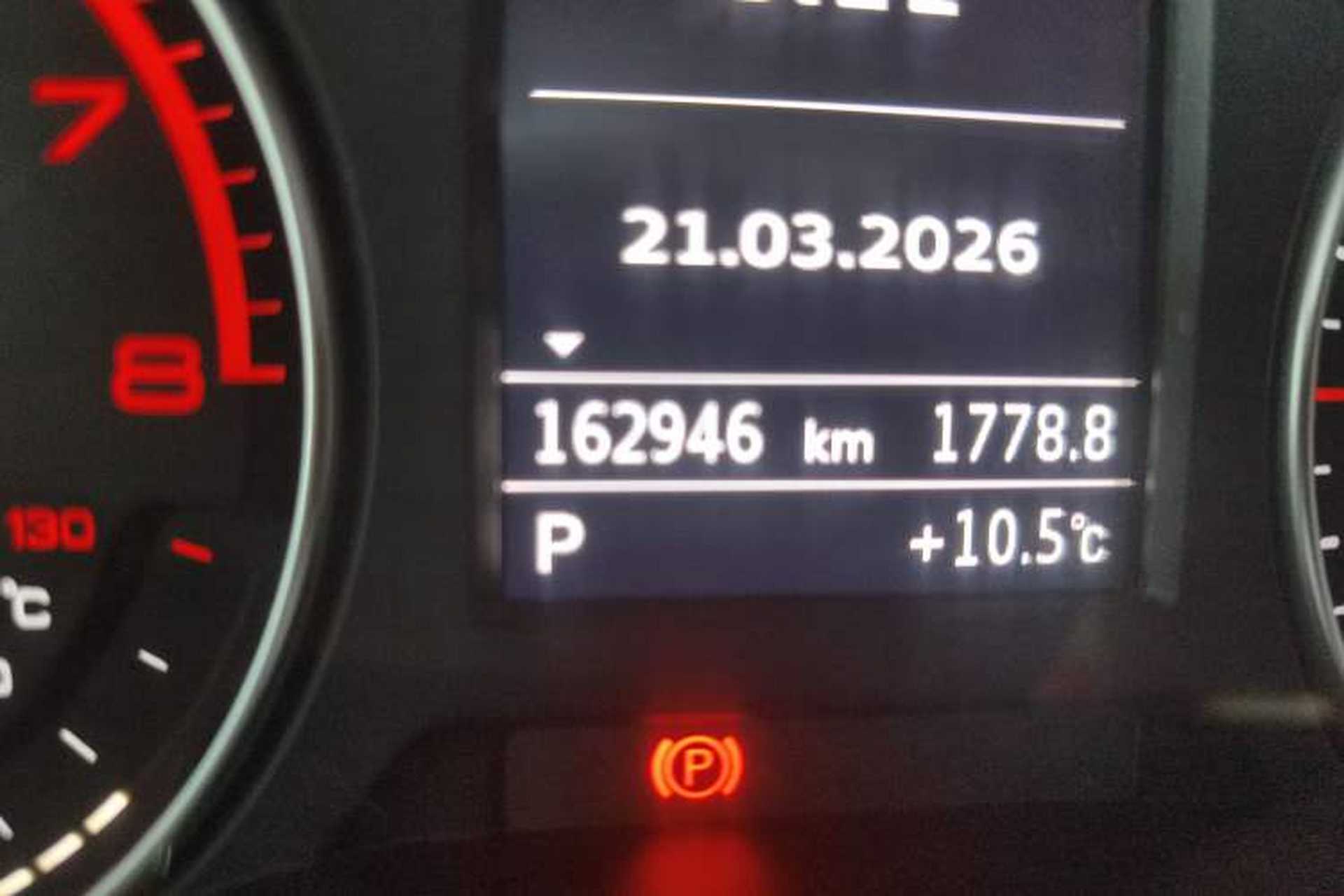 Used Audi A3 2014 Limousine 35 TFSI Automatic Comfort Model Odometer Close Up