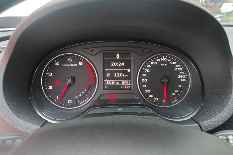 Used Audi A3 2014 Limousine 35 TFSI Automatic Advanced Model Odometer Close Up