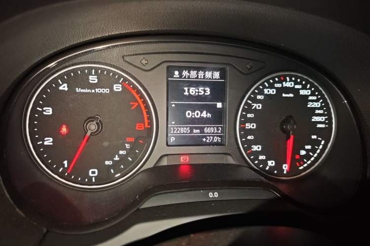 Used Audi A3 2014 Sportback 35 TFSI Automatic Style Edition Odometer Close Up