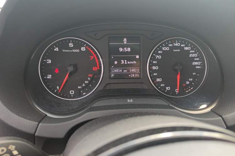 Used Audi A3 2014 Sportback 35 TFSI Automatic Comfort Model Odometer Close Up