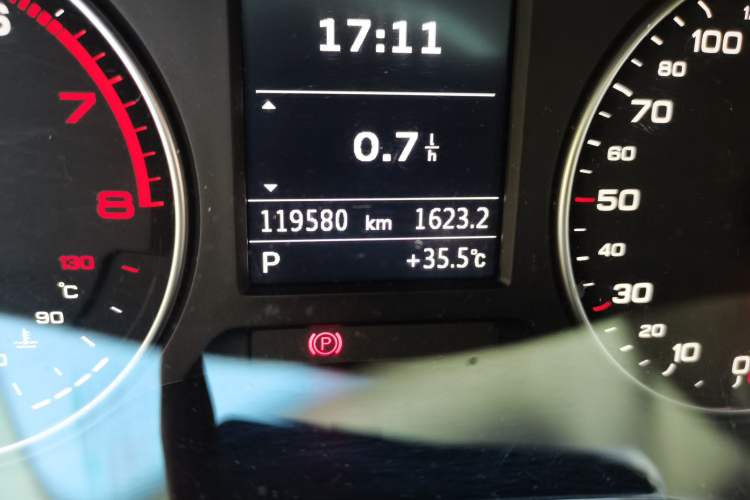 Used Audi A3 2014 Sportback 35 TFSI Automatic Style Edition Odometer Close Up