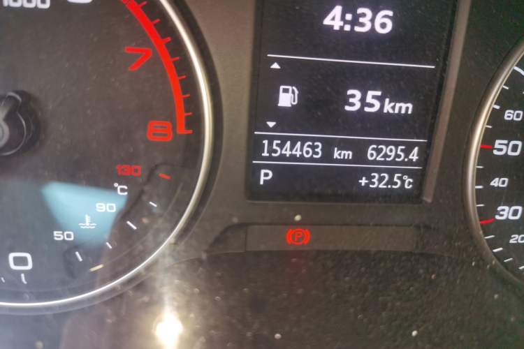 Used Audi A3 2014 Sportback 35 TFSI Automatic Comfort Model Odometer Close Up