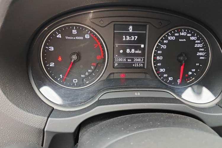 Used Audi A3 2014 Limousine 35 TFSI Automatic Comfort Model Odometer Close Up