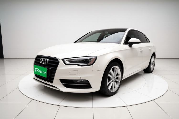 Used Audi A3 2014 Sportback 35 TFSI Automatic Comfort Model Guazi used car, China used car export, Used car for sale, Used cars, Cheapest cars for sale