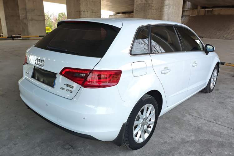 Used Audi A3 2014 Sportback 35 TFSI Automatic Style Edition Rear Right 45 Deg