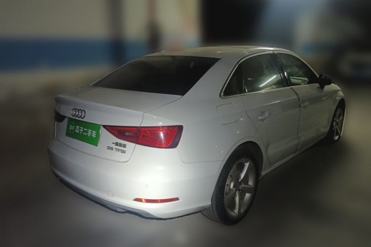 Used Audi A3 2014 Limousine 35 TFSI Automatic Comfort Model Rear Right 45 Deg