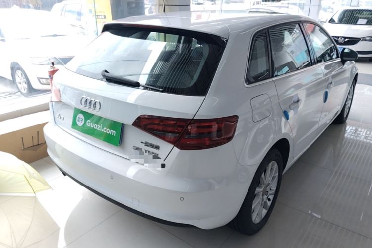 Used Audi A3 2014 Sportback 35 TFSI Automatic Style Edition Rear Right 45 Deg