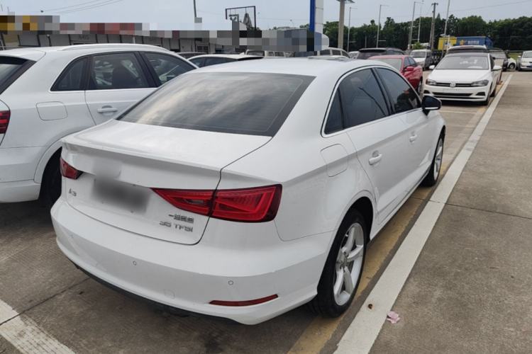 Used Audi A3 2014 Limousine 35 TFSI Automatic Comfort Model Rear Right 45 Deg