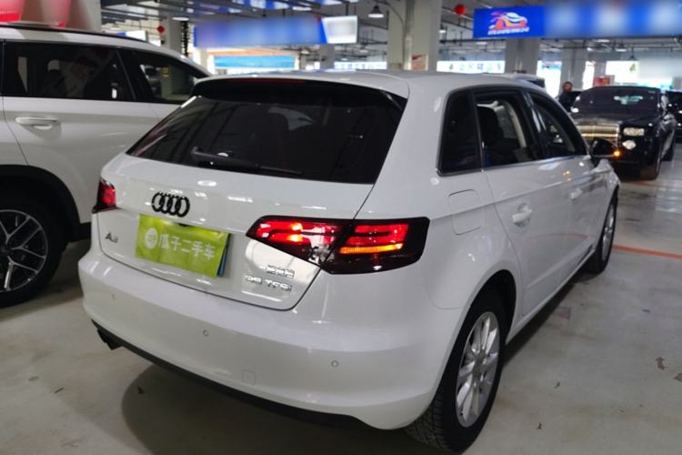 Used Audi A3 2014 Sportback 35 TFSI Automatic Ambition Edition Rear Right 45 Deg