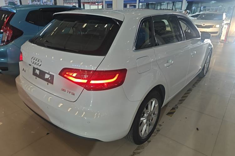 Used Audi A3 2014 Sportback 35 TFSI Automatic Style Edition Rear Right 45 Deg