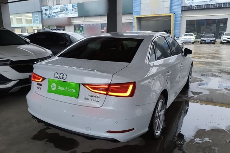 Used Audi A3 2014 Limousine 35 TFSI Automatic Comfort Model Rear Right 45 Deg