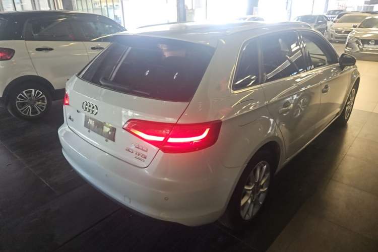 Used Audi A3 2014 Sportback 35 TFSI Automatic Style Edition Rear Right 45 Deg