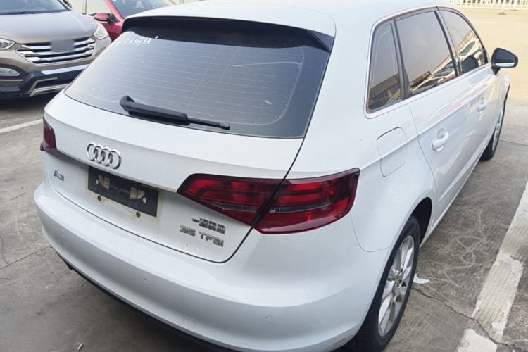 Used Audi A3 2014 Sportback 35 TFSI Automatic Ambition Edition Rear Right 45 Deg