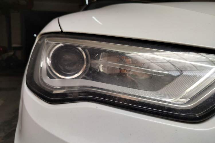 Used Audi A3 2014 Sportback 40 TFSI S line Comfort Model Right Front Headlight