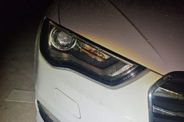 Used Audi A3 2014 Sportback 35 TFSI Automatic Ambition Edition Right Front Headlight
