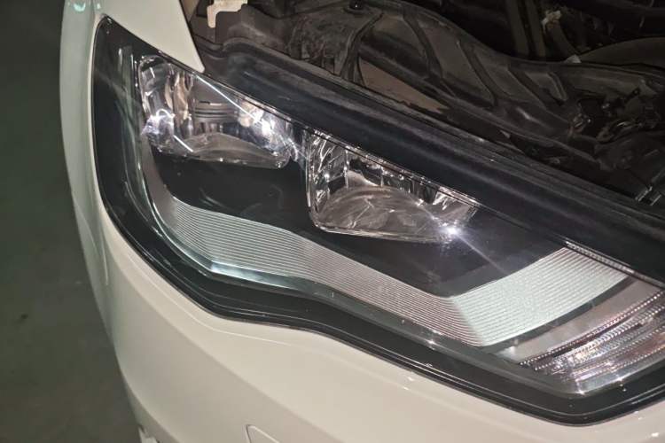 Used Audi A3 2014 Sportback 35 TFSI Automatic Ambition Edition Right Front Headlight
