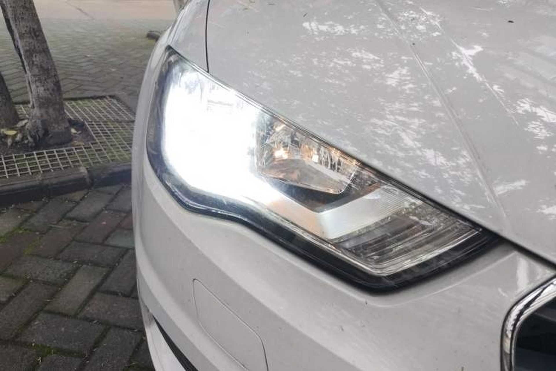 Used Audi A3 2014 Limousine 35 TFSI Automatic Advanced Model Right Front Headlight