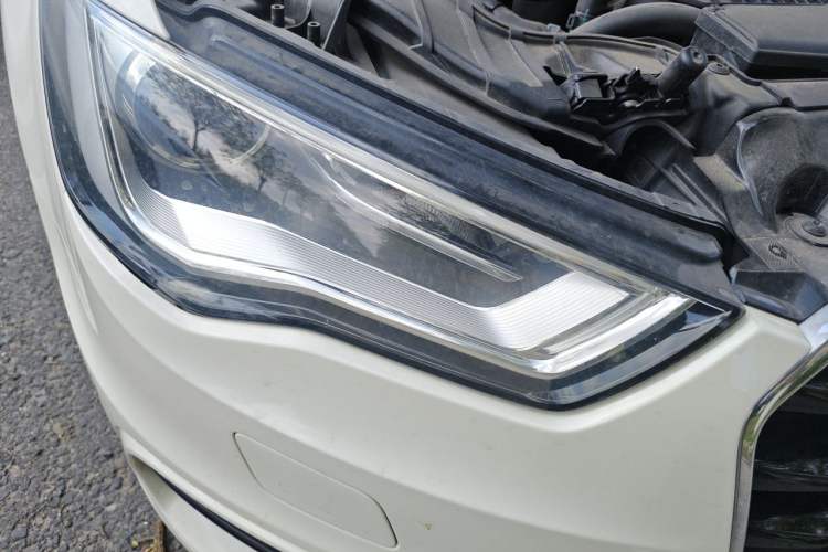 Used Audi A3 2014 Sportback 40 TFSI S line Comfort Model Right Front Headlight