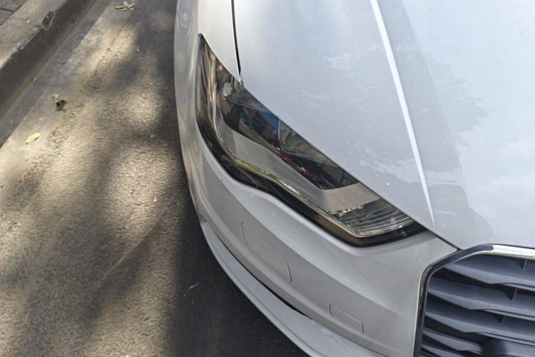 Used Audi A3 2014 Limousine 35 TFSI Automatic Advanced Model Right Front Headlight