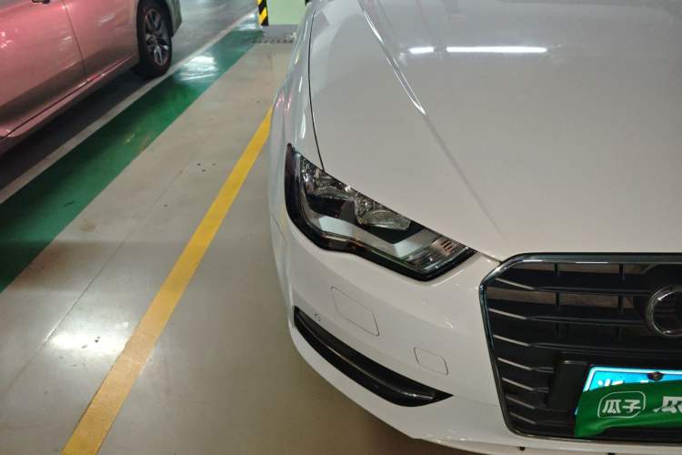 Used Audi A3 2014 Sportback 35 TFSI Automatic Style Edition Right Front Headlight
