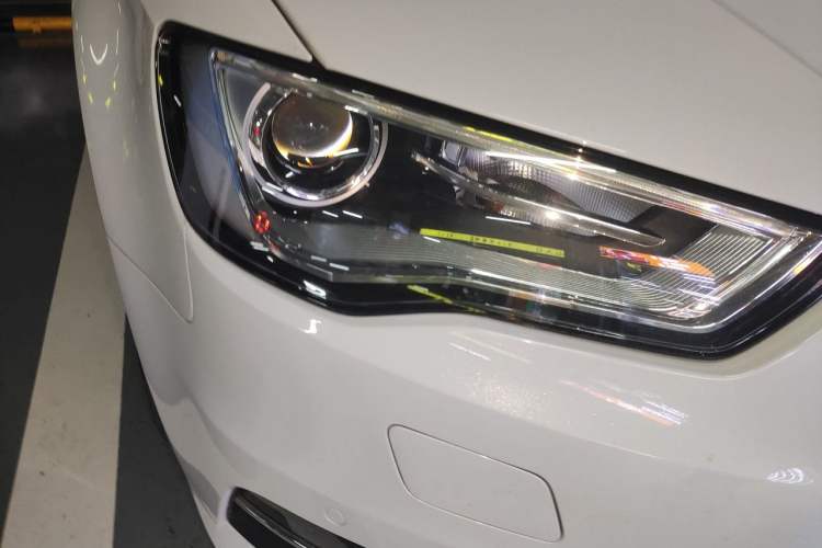 Used Audi A3 2014 Sportback 35 TFSI Automatic Comfort Model Right Front Headlight