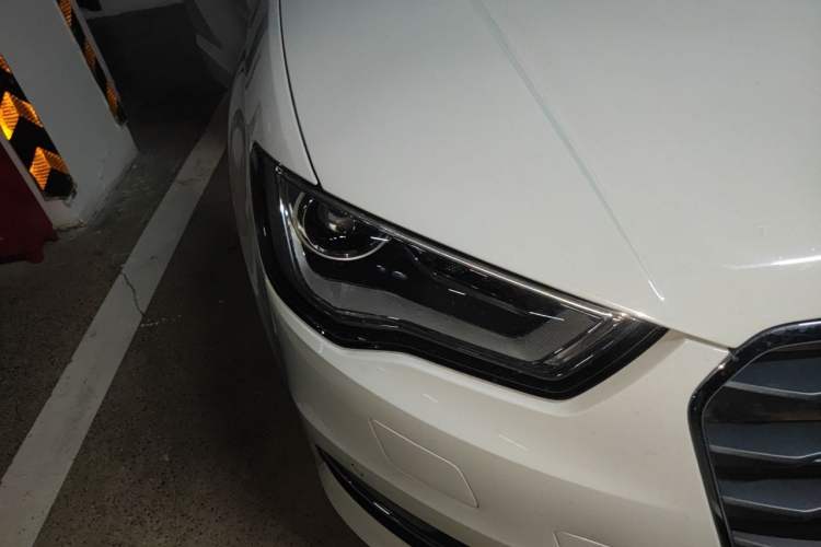 Used Audi A3 2014 Sportback 35 TFSI Automatic Comfort Model Right Front Headlight