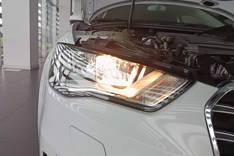 Used Audi A3 2014 Sportback 35 TFSI Automatic Style Edition Right Front Headlight