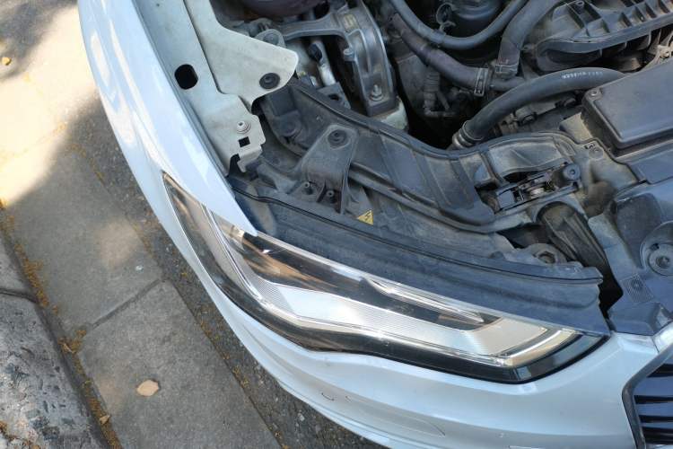 Used Audi A3 2014 Sportback 40 TFSI S line Luxury Model Right Front Headlight