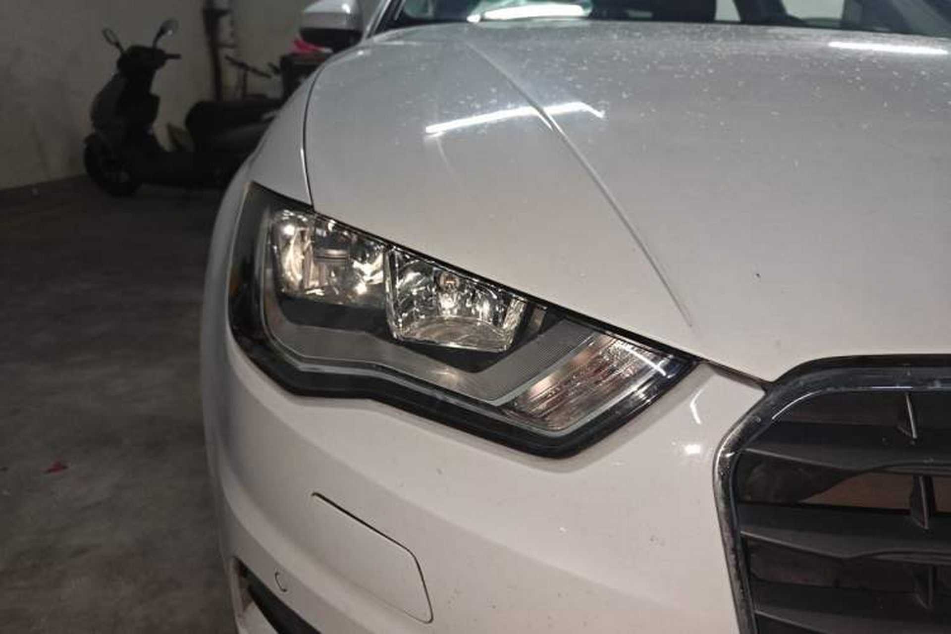 Used Audi A3 2014 Limousine 35 TFSI Automatic Fashion Model Right Front Headlight