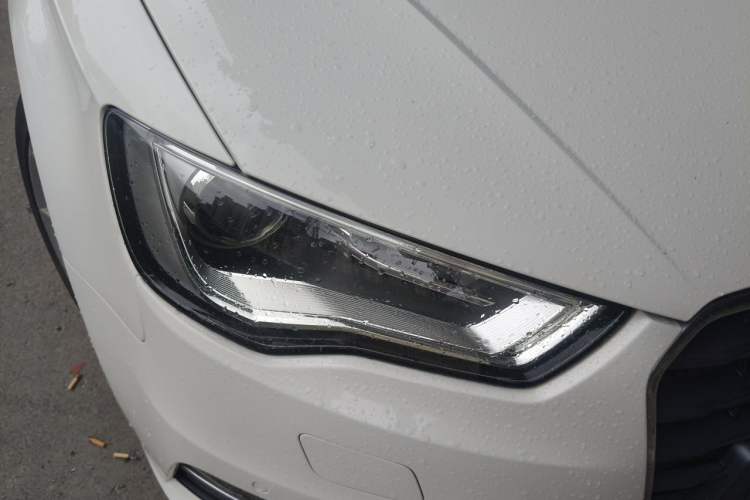 Used Audi A3 2014 Sportback 35 TFSI Automatic Comfort Model Right Front Headlight
