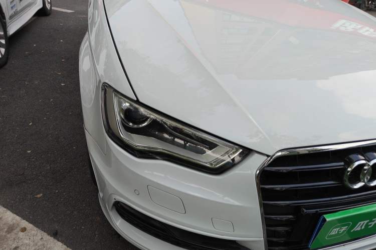 Used Audi A3 2014 Sportback 40 TFSI S line Luxury Model Right Front Headlight