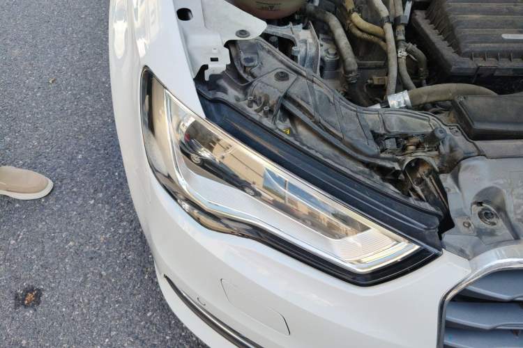 Used Audi A3 2014 Sportback 35 TFSI Automatic Comfort Model Right Front Headlight