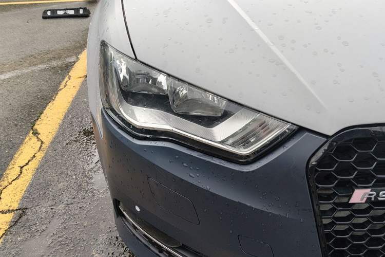 Used Audi A3 2014 Sportback 35 TFSI Automatic Style Edition Right Front Headlight