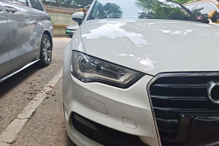 Used Audi A3 2014 Limousine 40 TFSI S line Comfort Model Right Front Headlight