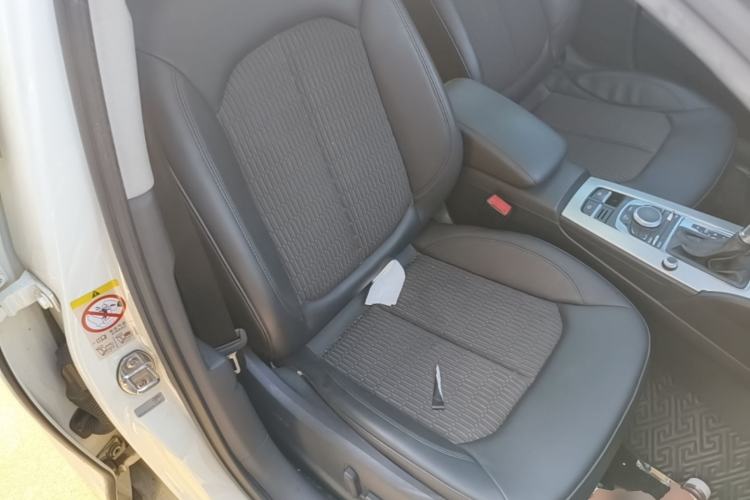 Used Audi A3 2014 Limousine 40 TFSI S line Comfort Model Right Front Seat